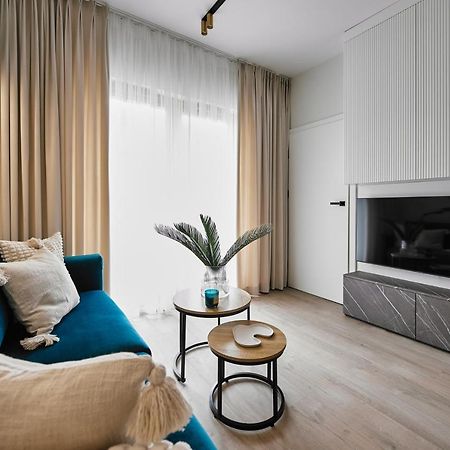 Golden Dreams Luxury Apartment 81 Krakow Ngoại thất bức ảnh