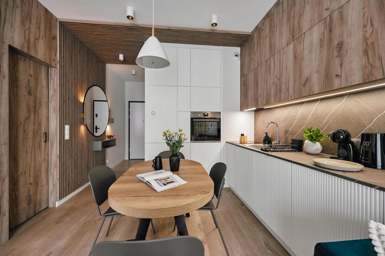 Golden Dreams Luxury Apartment 81 Krakow Ngoại thất bức ảnh